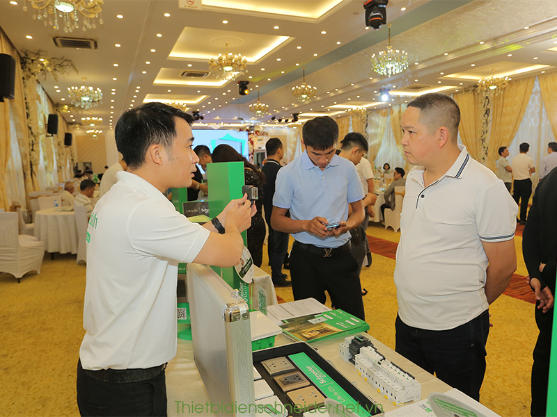 tư vấn thiết bị Schneider tại Hà Nội